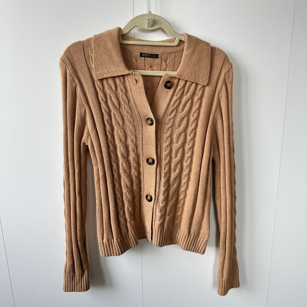 MOTF Camel Cable Knit Sweater